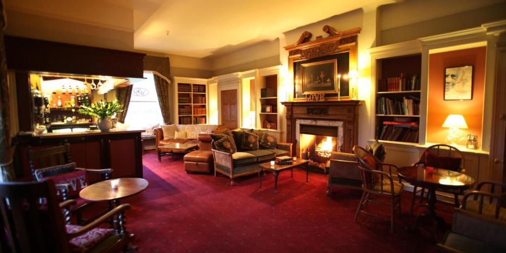 Rowley Manor Hotel Little Weighton Exterior photo