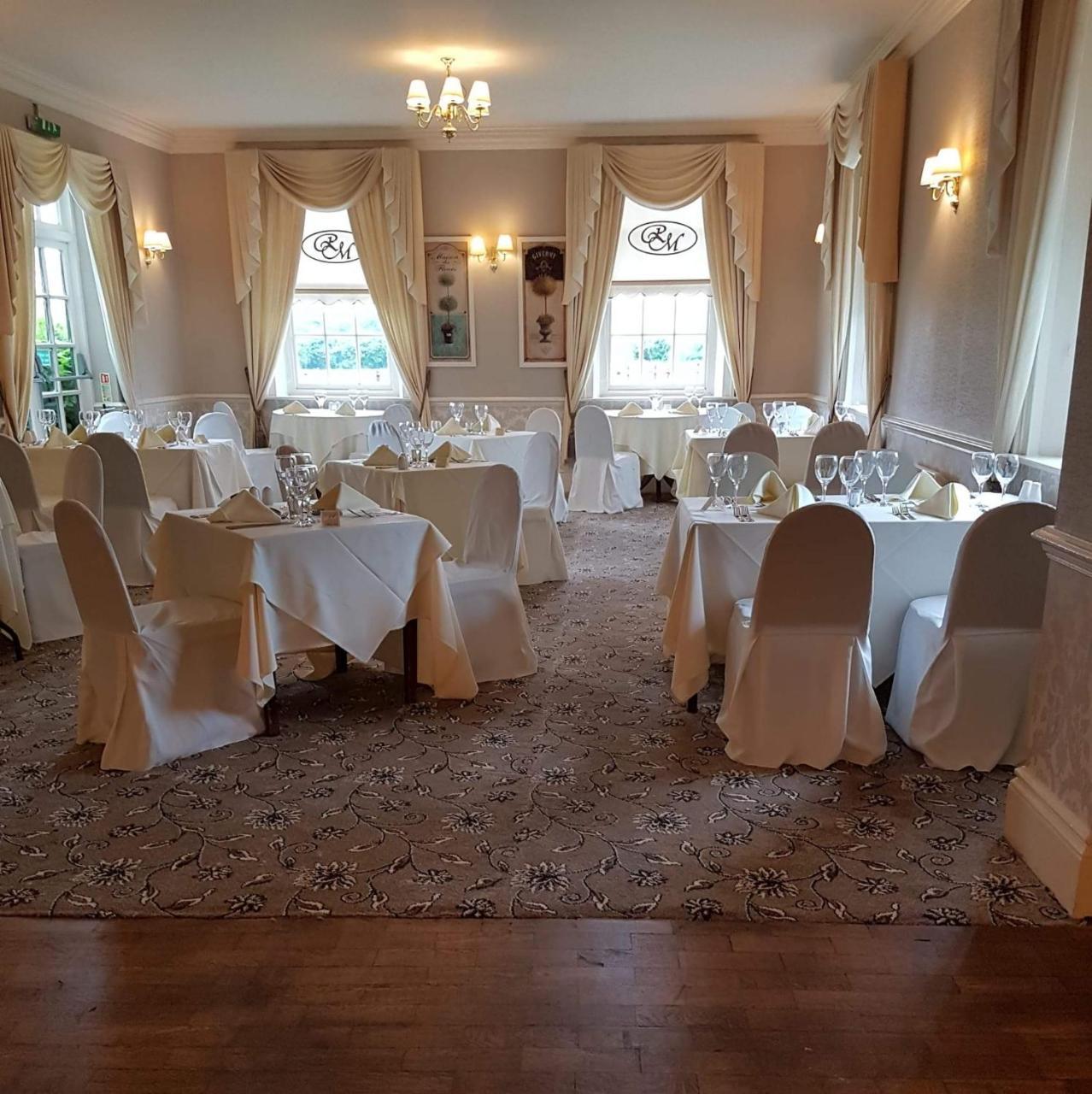 Rowley Manor Hotel Little Weighton Exterior photo